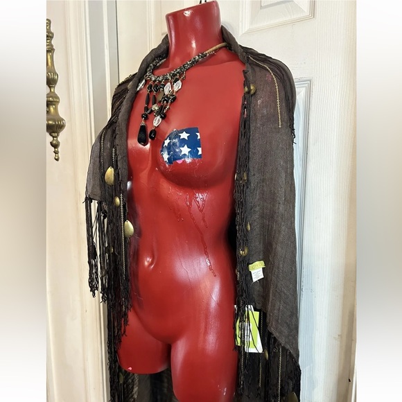 NWT ECHO 100% LINEN DARK BROWN FRINGE METAL BOHO SCARF - SQUARE - 43"X43" NEW - Picture 7 of 12